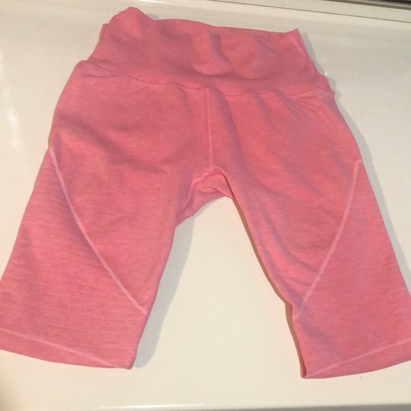 Alphalete 🚫🚫 SOLD 🚫🚫 - Picture 3 of 5